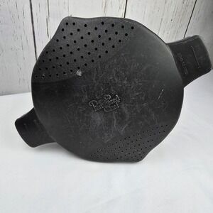 Pampered Chef Large 8 Cup 2 Qt Micro Cooker Microwave Steamer Strainer Lid Black